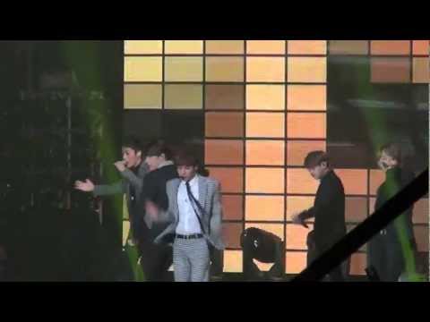 20121229 BEAST @ SBS Gayo Daejun