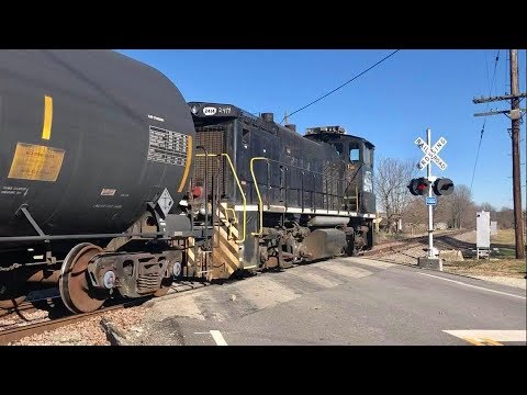 Switching Grain Elevator, Semi Freaks Out Next To Tracks As Train Approaches! Video