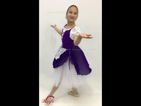 Peasant costume P 1412 - video 3