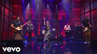 MisterWives - Hurricane (Live From Late Night With Seth Meyers)