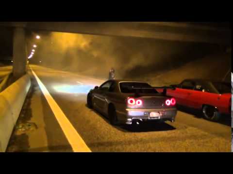 Nissan Skyline R34 GTR V Spec 2  VS DODGE dart muscle car
