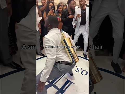 A smile and ribbon in my hair #jerseyclub #dance #fidser #itwelcometoderry