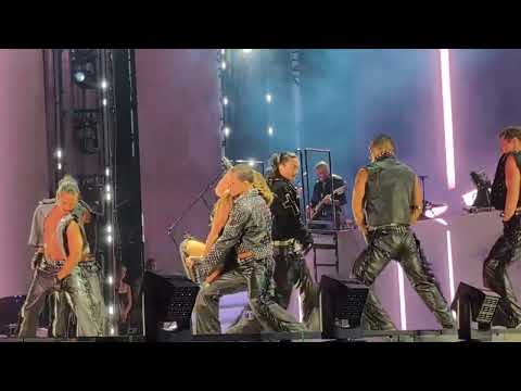 Jennifer López brilla en Pontevedra en el primer concierto de la gira 'Up All Night'