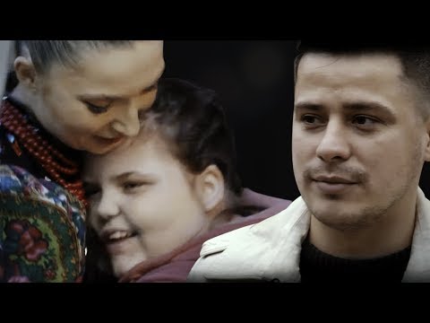 Rafał Collins spełnił marzenie chorej Oliwki. Spotkanie z Cleo i Fit Lovers