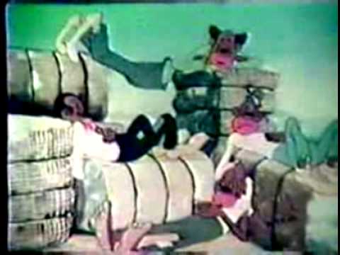 The infamous scrubmemama - SCRUB ME MAMA WITH A BOOGIE BEAT (1941) Cartoon