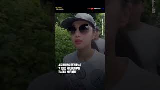 Download lagu #kontekshort - Bak Toko Kue, Sandra Dewi Nyoblos Sambil Ngemil Lemper di TPS 'Sultan' mp3 Download lagu #kontekshort - Bak Toko Kue, Sandra Dewi Nyoblos Sambil Ngemil Lemper di TPS 'Sultan' mp3