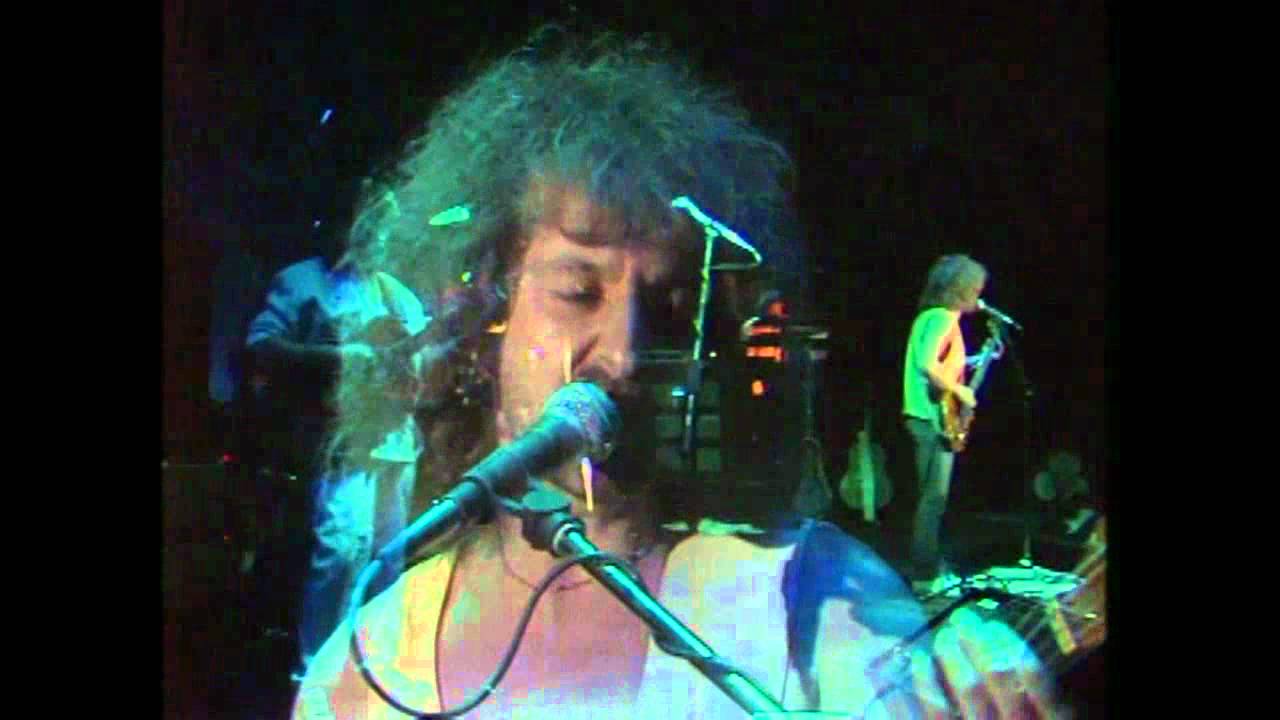 Barclay James Harvest - Glasnost - 06 - Berlin (HQ).mp4 - YouTube