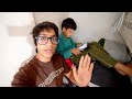 Kunali Ye Kaha Baithke IPad Chala Raha