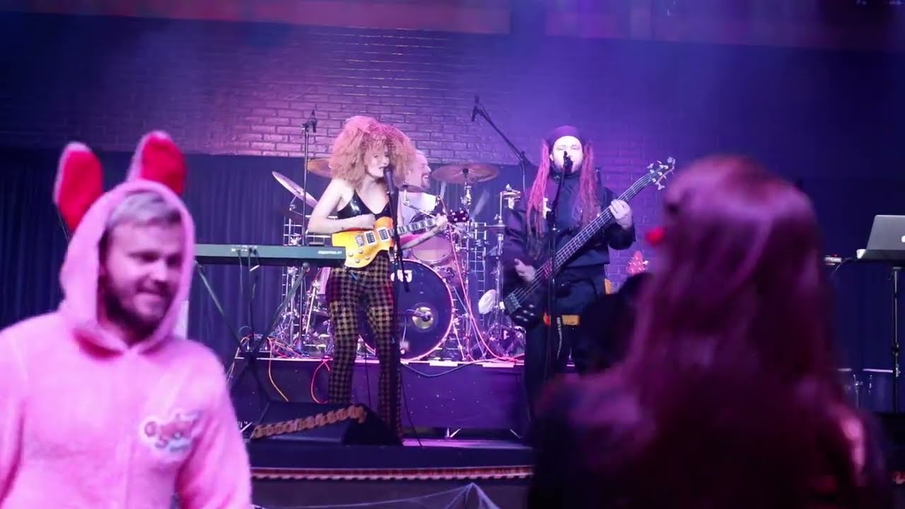 Promotional video thumbnail 5 for Rita Red