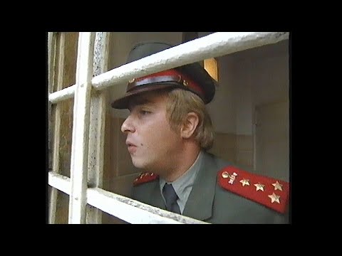 Izer, Dobrodinský - Česká policejní akademie 1 HQ