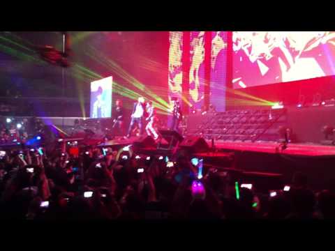 130907 [FANCAM] SHINee - RING DING DONG