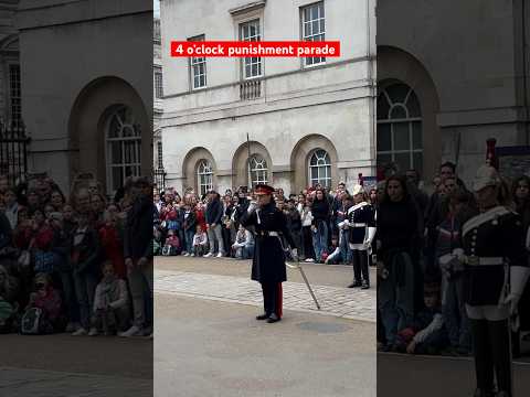 4 o’clock punishment parade #kingsguard #horseguardsparade #thekingsguard #horse #kingstroop