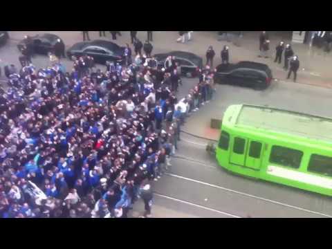 SCHALKE 04 KRASSER SCHALKEAUFMARSCH