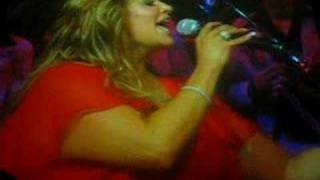 Jenni and Daughter singing 2gether