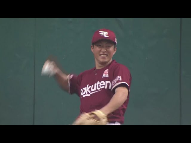 【6回裏】フェンス激突もボールは離さず!! イーグルス・小深田大翔 快足飛ばしてファウルフライをナイスキャッチ!! 2022年9月19日 埼玉西武ライオンズ 対 東北楽天ゴールデンイーグルス