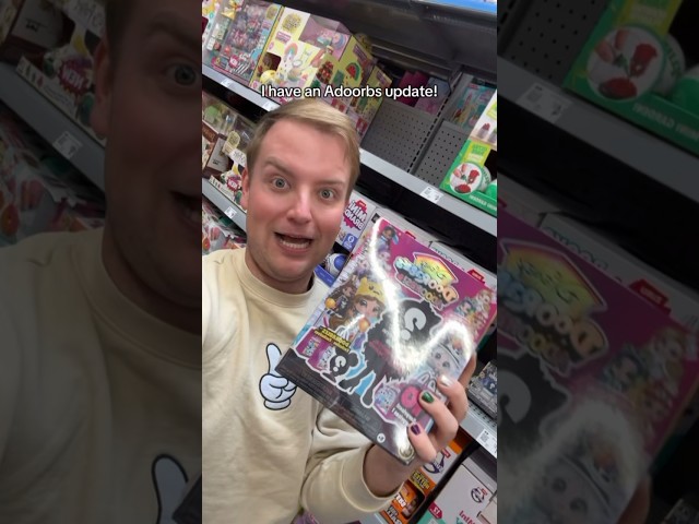 Vídeo relacionado con Disney Doorables Muñecas Adoorbs coleccionables Accesorios (Serie 2), de 14 cm, Elegante muñeca articulable, Juguetes para niños a Partir de 5 años de Just Play