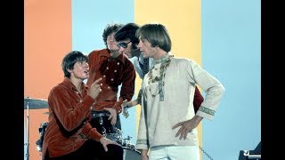 The Monkees - She Hangs Out (Upgrade Extended Mix)