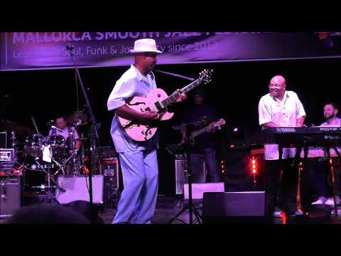 For The Duke In Me - James Lloyd feat. Nick Colionne at 7. Mallorca Smooth Jazz Festival (2018)