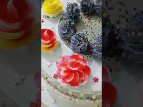 #cakedecorating #birthdaycake #cake 20 pound cake subscribe YouTube channel 😊