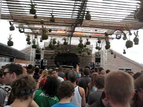 GMS (1200 Micrograms - Rock Into The Future & Mescaline) @ Tomorrowland 2011