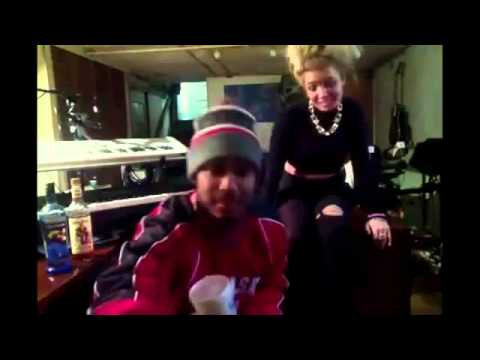 download lagu mp3 mp4 Exxxplicit Candy, download lagu Exxxplicit Candy gratis, unduh video klip Exxxplicit Candy