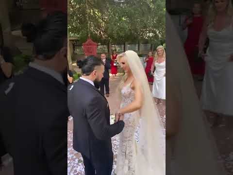 😍💍 WWE CHARLOTTE FLAIR MARRIES ANDRADE ALMAS  👰💒 #shorts