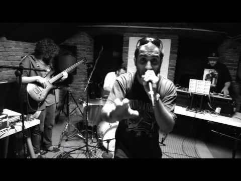 Gadabit feat Dj Feel-X - "Rozwój" live