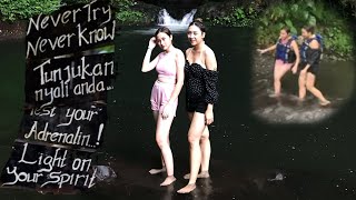 Download lagu Uji Nyali di Air Terjun mp3