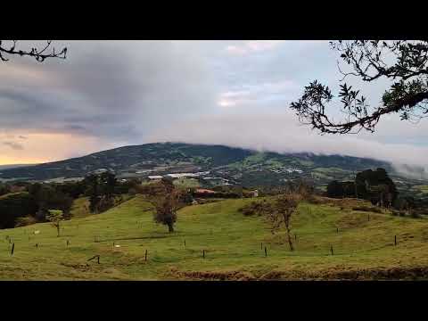 Así son las faldas del Poas Alajuela Costa Rica 