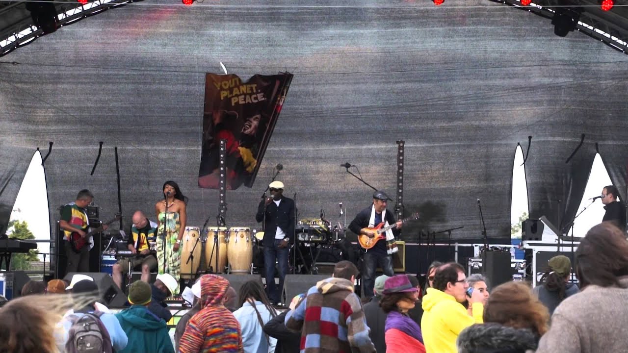 We Are The Playthings Of The Rich And Famous live at One Love Festival 2014