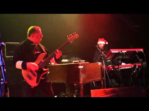 Kung Fu @ Toad's Place / Ventriloquist