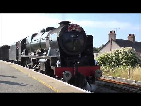 46115 Scots Guardsman with the Welsh Mountaineer 25/07/2017 Storming up the Conwy Valley Line