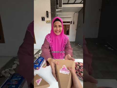 Murah banget jajanan pizzareo nya cuma 10 rb 😭 Sc tt: sintiabellaa_5 #shortvideo #masukberanda