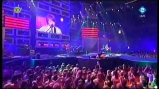 Leeland - Reaching (with lyrics)