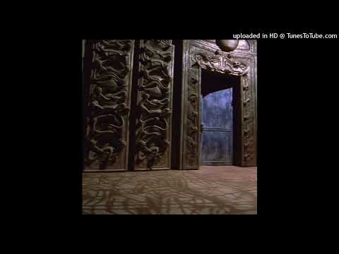 cat soup - blurred face