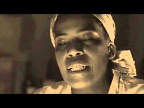 Macy Gray in For Colored Girls