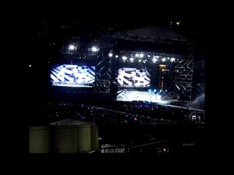 [Fancam] 121123 Dance Battle at SMTOWN Live World Tour III in Singapore