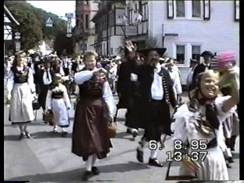 Lindenfels 6.8.95 Trachtenfestzug