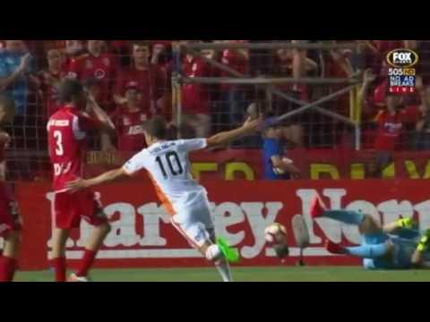 Adelaide United v Brisbane Roar FC | Hyundai A-League | 11 Nov 2016