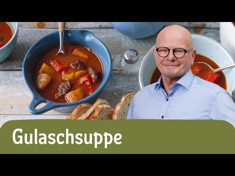 Deftige Gulaschsuppe mit Kartoffeln und Rindfleisch 🍲 | REWE Deine Küche
