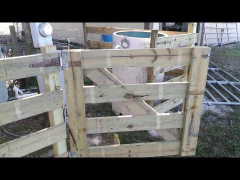 how to build a wooded farm gate