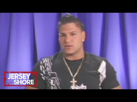 Jersey Shore Cast Reacts To Ronnie’s OG Casting Tape | Jersey Shore: Family Vacation | MTV