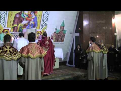 Divina Liturgia Católica Armênia para a Festa da Imaculada Conceição em Budapeste