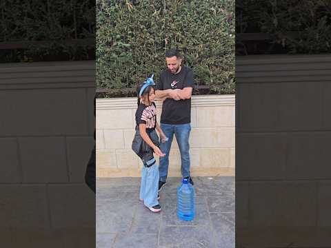 على اساس ايدو مكسورة😱😅