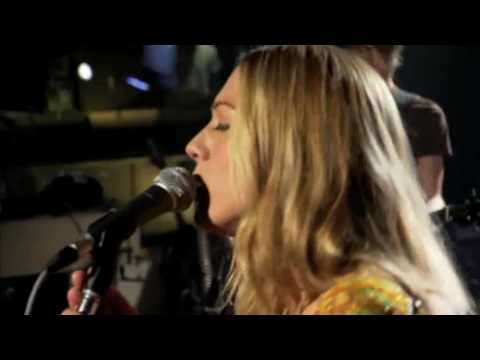 Colbie Caillat - Realize - Live Walmart Soundcheck