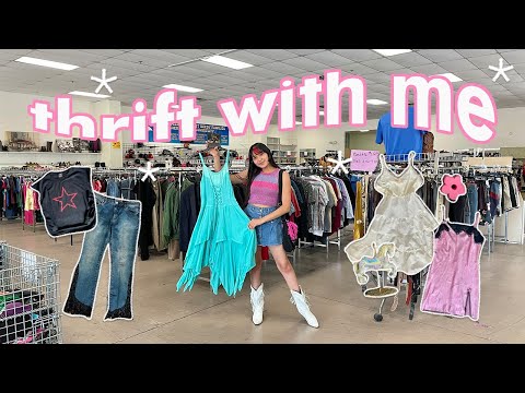 THRIFT WITH ME // thrifting in the Central Valley + finding my *DREAM* jeans for $1!!!!!!