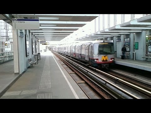 Zéér Bijzonder : RET Metro 2*Type T op ''Lijn D'' (Buiten dienst) - Rijdt door Tussenwater (spoor 1)