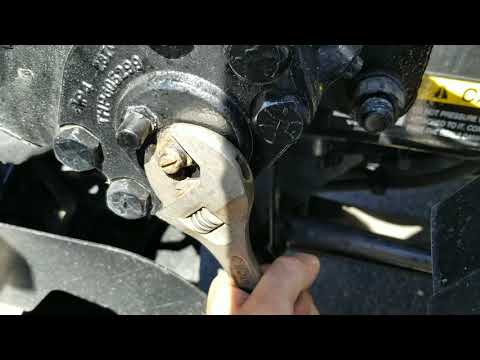 How to adjust your steering wheel free play