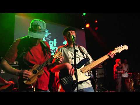 Mondo Mashup Soundsystem live @ Best of Unsigned 2013