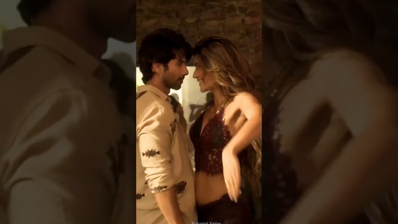 Mashooqa - Shahid, Kriti, Rashmika | Pritam, Mahmood, Amitabh B | Cocktail 2 | #shorts
